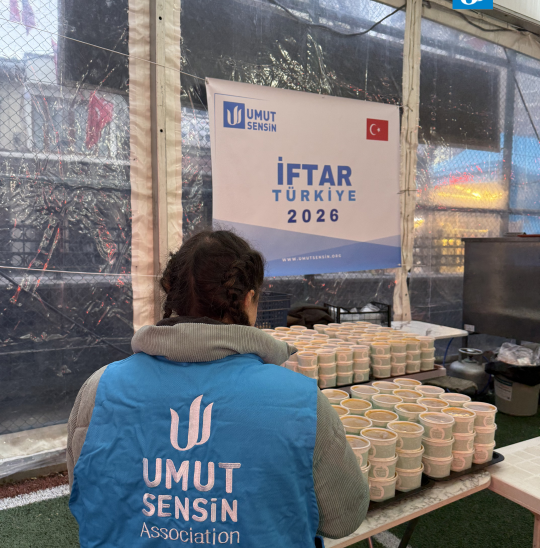 Tophane’de Gönül Sofrasında Buluştuk